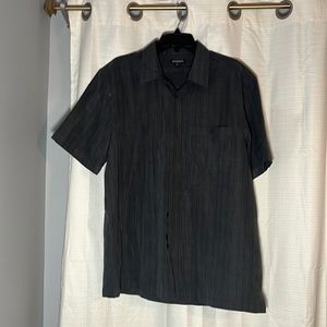 MENS LARGE BUTTON UP SHIRT